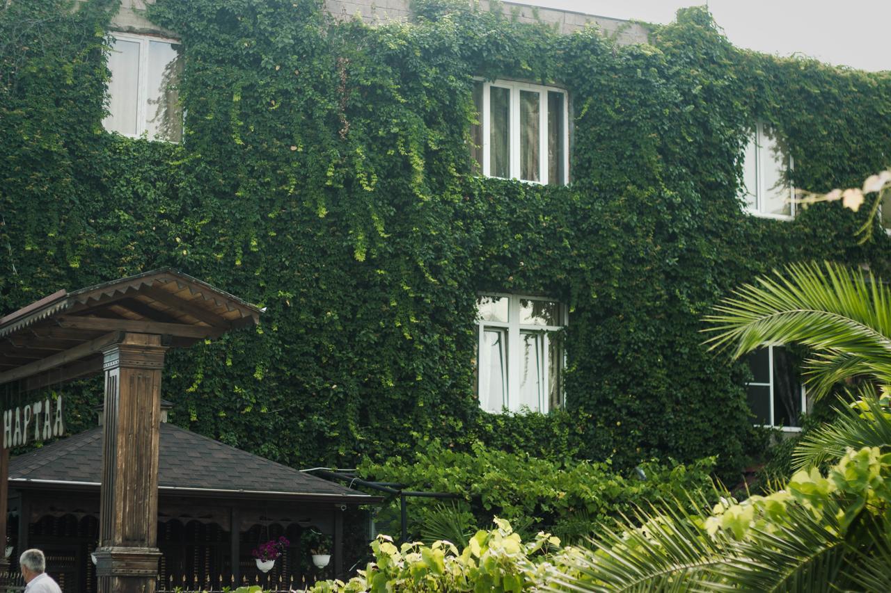سوخومي Guest House Esma المظهر الخارجي الصورة